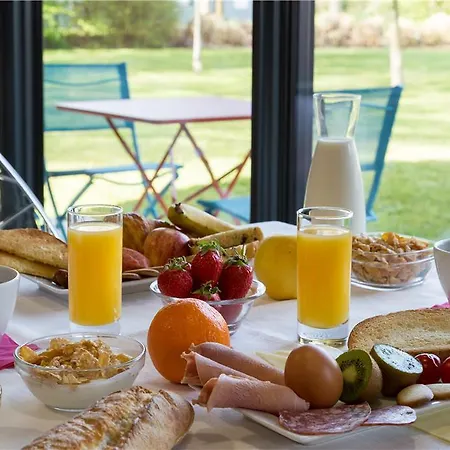 Ogsaint Nazaire Anaiade Hotel